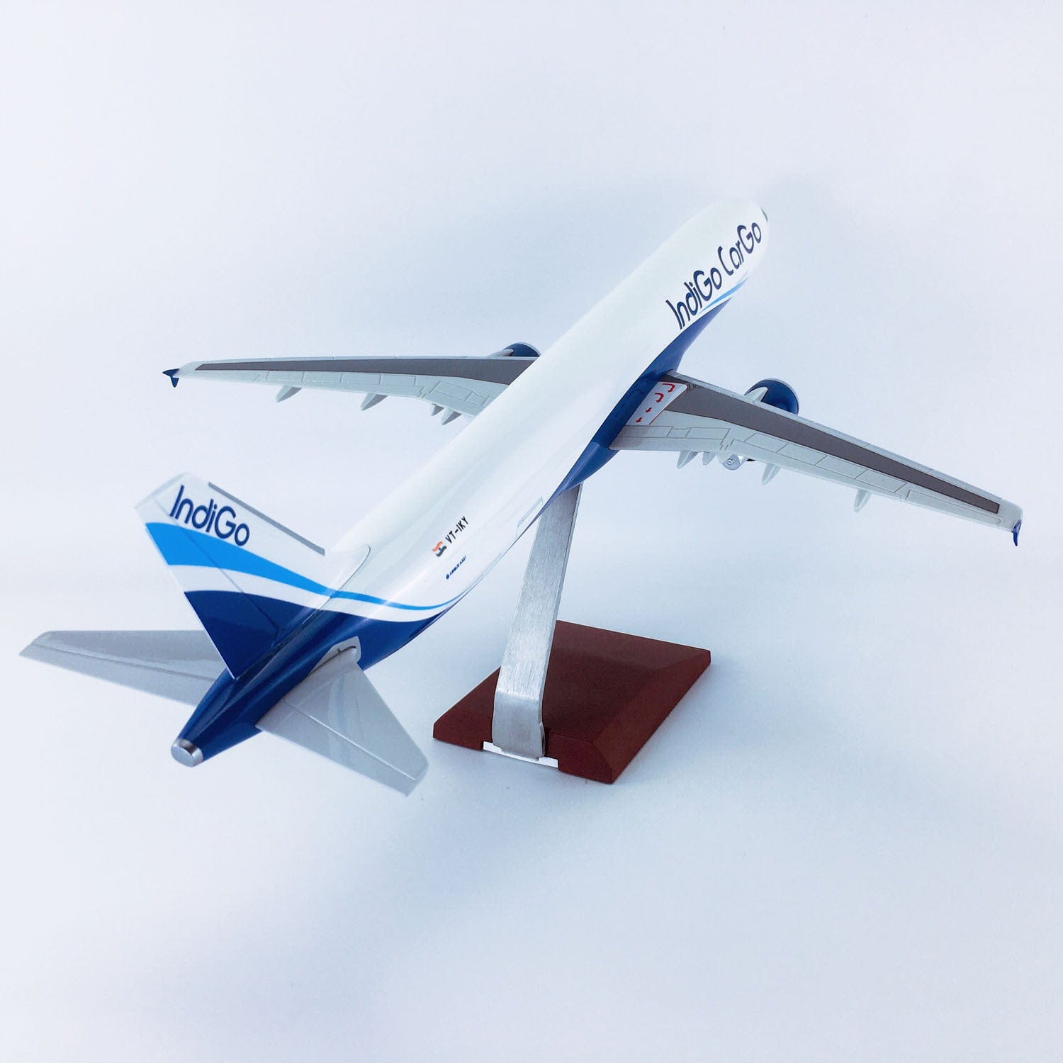 A321 Indigo air cargo - Scale 1:100 - 45cm - 17in