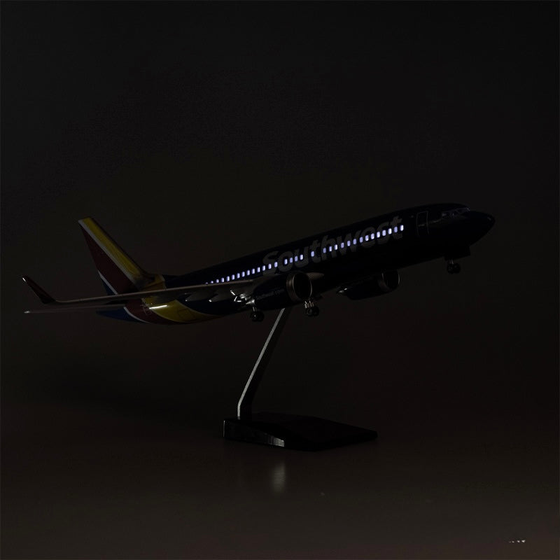 Boeing 737-700 Southwest 1:80 – 47 cm / 18.5 in – LED Lights