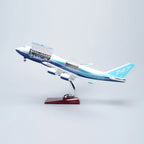 Prototype Boeing 747-400 1:150 – 47 cm / 18.5 in – Opening Cabin Hatches