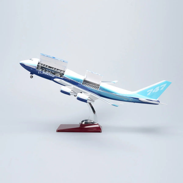 Prototype Boeing 747-400 1:150 – 47 cm / 18.5 in – Opening Cabin Hatches
