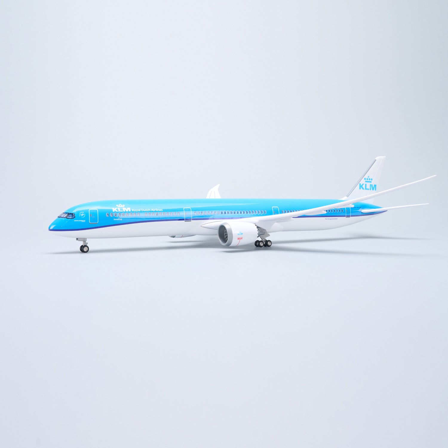 KLM Royal Dutch Airlines Boeing 787-10 1:145 – 47 cm / 18.5 in – LED Lights