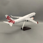 Boeing 737 Virgin Australia – Scale 1:80 (47 cm / 18.5 in)