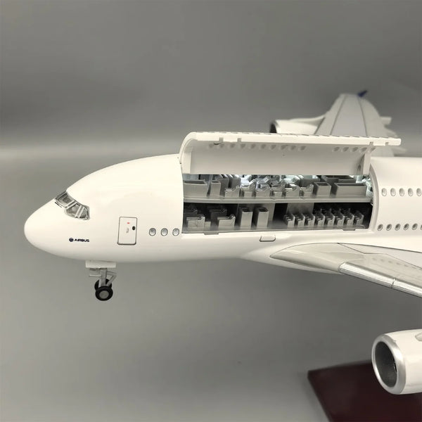 Airbus A380 Interior Cutaway Display Model – Scale 1:160 – Flying Dreams – 45.5 cm - Secondary
