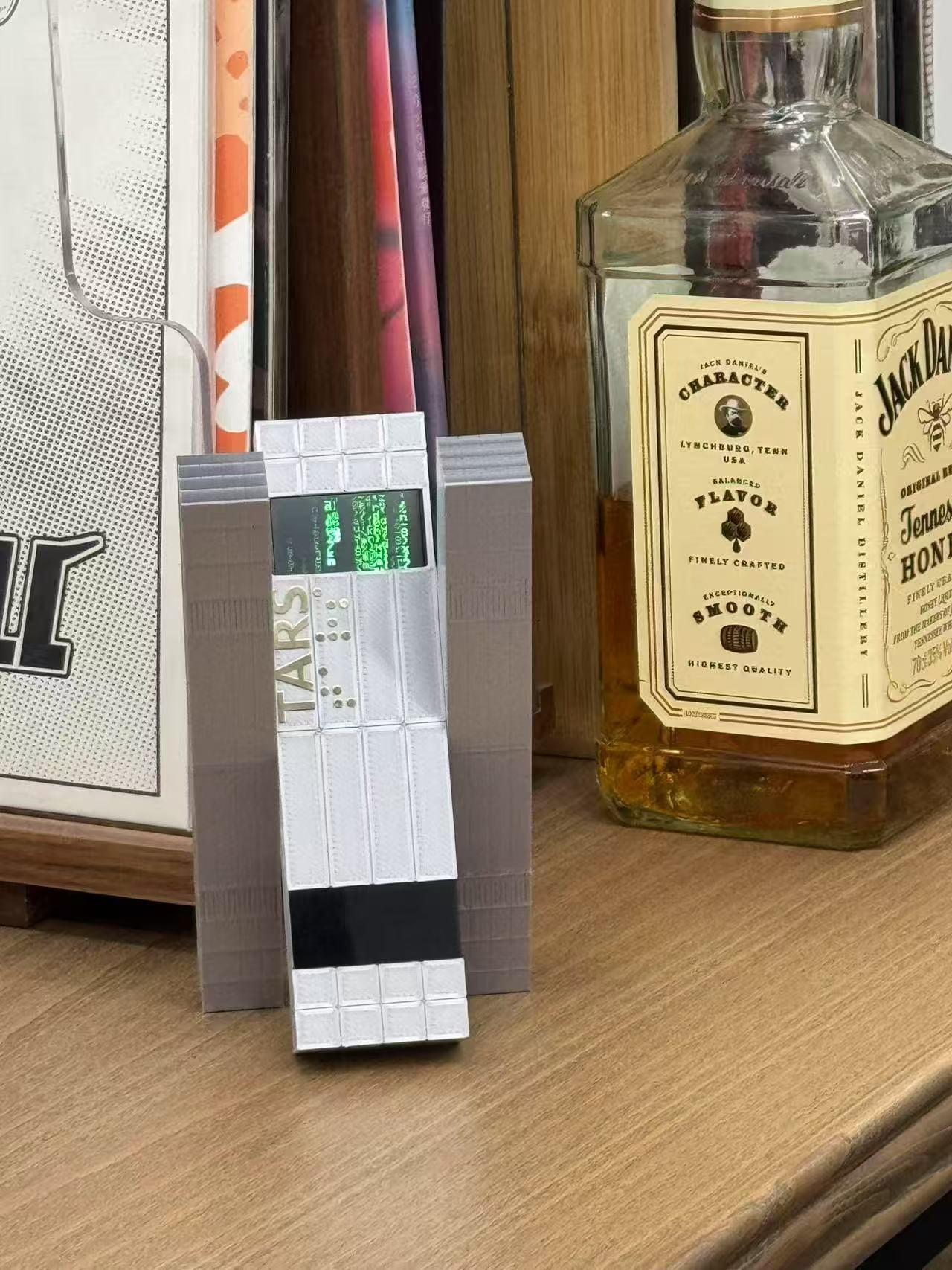 TARS/CASE robot interstellar perimeter with screen – Flying Dreams ...