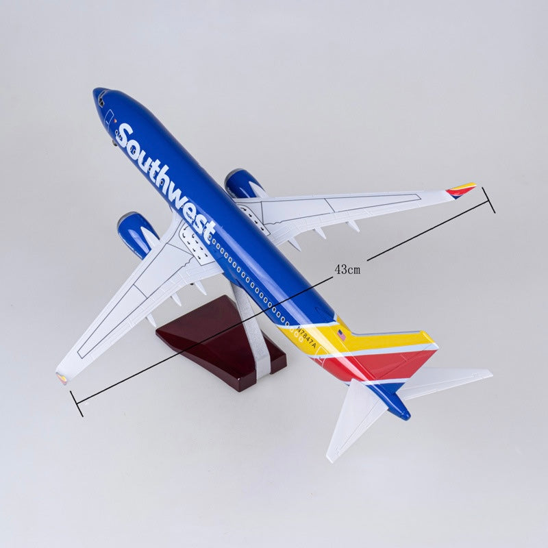 Boeing 737-700 Southwest 1:80 – 47 cm / 18.5 in – LED Lights