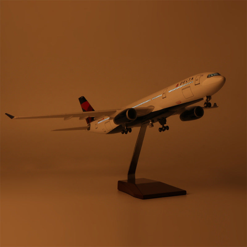 A330 Delta Airlines - Scale 1/135 - 47cm - 18.5 in - Airplane Model