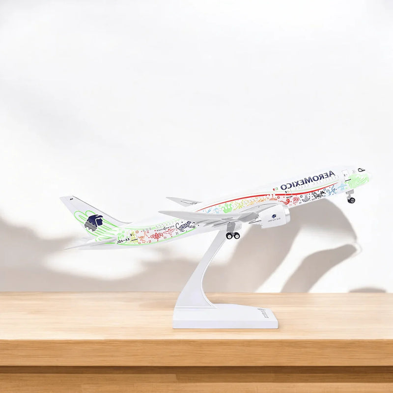 B787 Aeromexico Quetzalcoatl - 30cm - 11.8in - LED & Sound - Airplane Model - Image 3