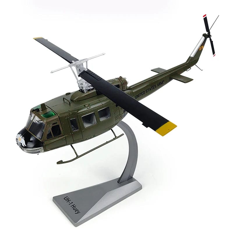 UH-1 Helicopter - Scale 1:48S