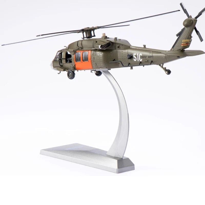 UH-60 - Militarized Combat - Black Hawk - Scale 1:72