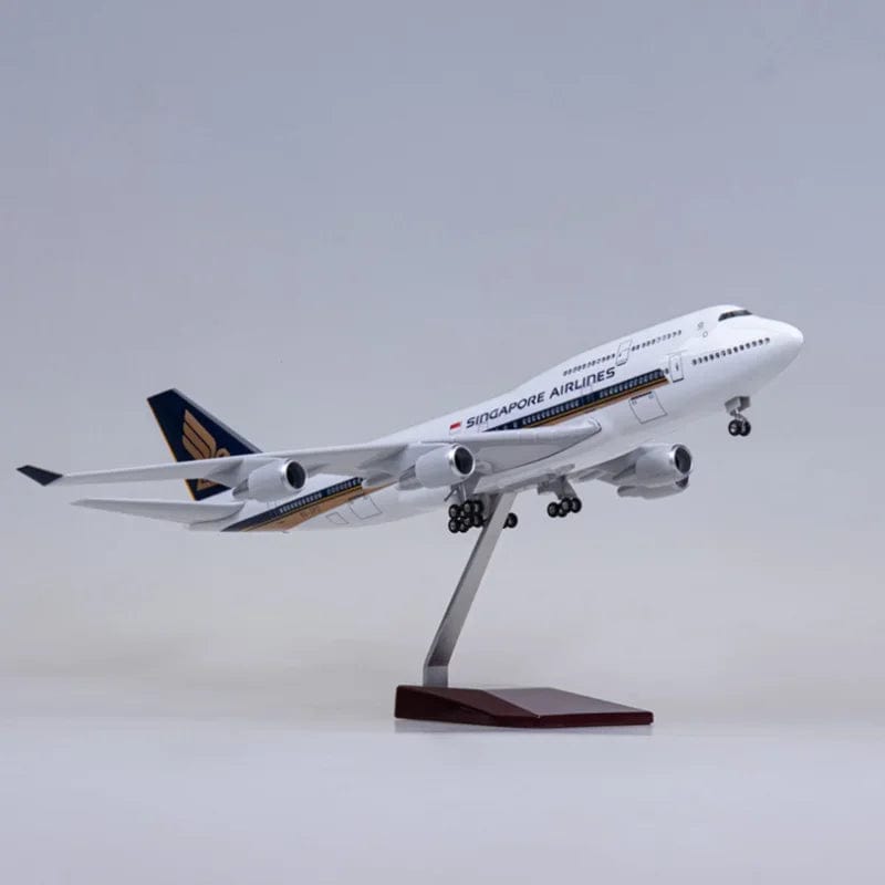 B747 Singapur - Escala 1/150 - 47cm - 18.5 in