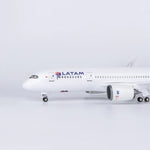 Boeing 787 LATAM | Escala 1:130 | 43 cm / 16,9" - Thumbnail 2