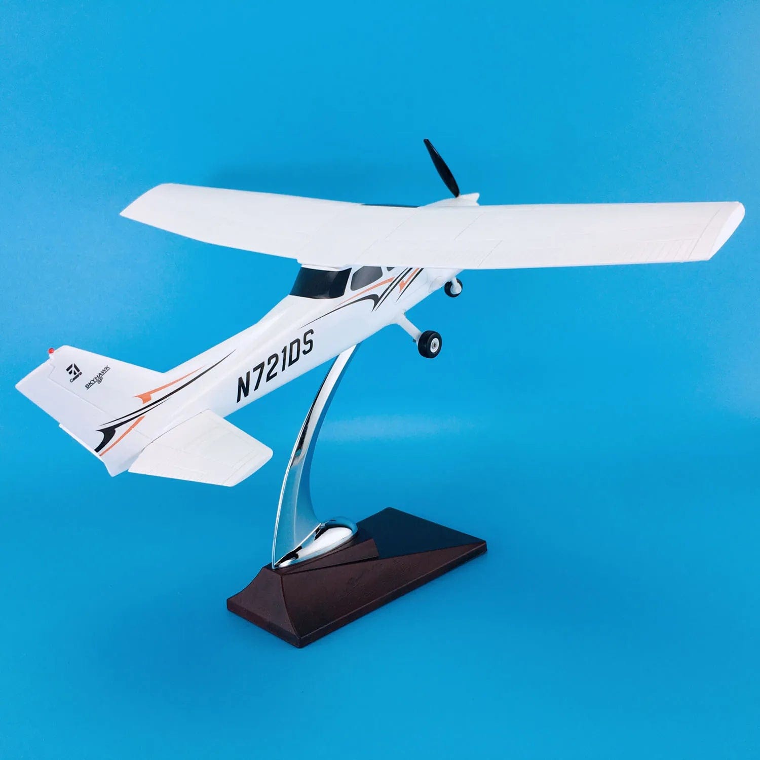 Cessna 172 - Scale 1:30 - 28cm - 11in