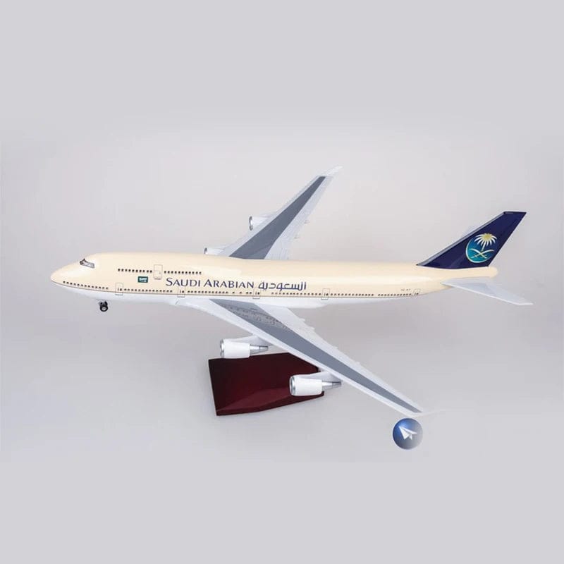 B747 Saudi Arabian Airlines - Scale 1/150 - 47cm - 18.5 in - Airplane Model