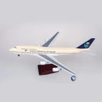 B747 Saudi Arabian Airlines - Scale 1/150 - 47cm - 18.5 in - Airplane Model - Thumbnail 6