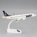 B737 MAX 8 LOT POLISH Airlines - Escala 1:200