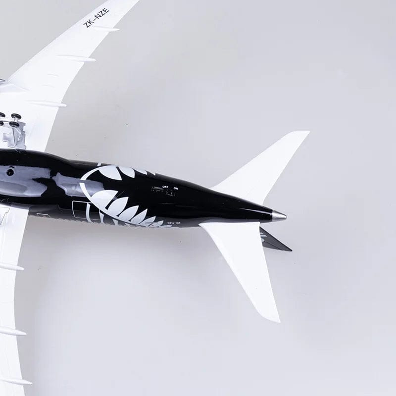 B787 Air New Zealand - Scale 1/130 - 43cm - 16.9 in