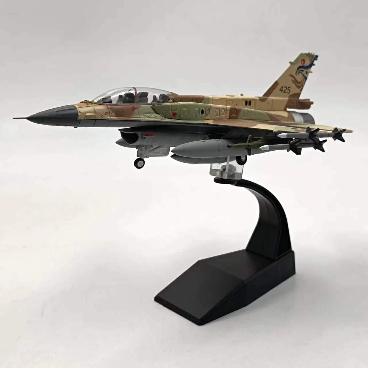 F16 - F-16I Sufa Fighter - Escala 1:72