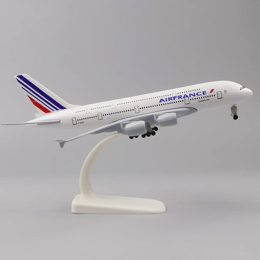 THAI A380 - Escala 1:400 - 20cm - 7.8in