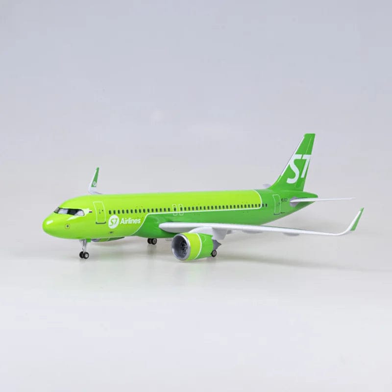 A320 Neo Siberia S7 - Scale 1/80 - 47cm - 18,5 in