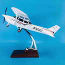 Cessna 172 - Scale 1:30 - 28cm - 11in