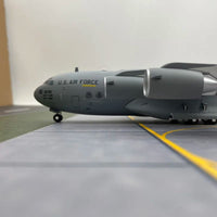 C-17EE. UU. - Escala 1:200