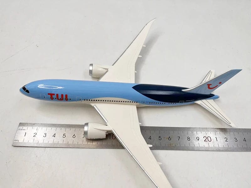 TUI Airlines - Boeing 737 MAX 8 y Boeing 787-8 - Escala 1:200