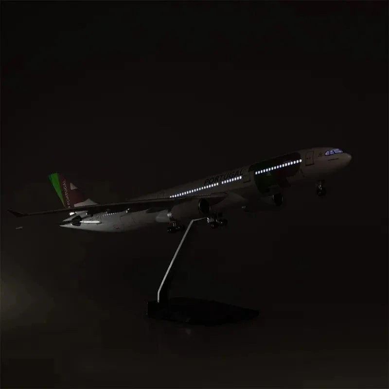 A330 TAP Air Portugal - Scale 1/135 - 47cm - 18.5 in - Airplane Model - Image 6