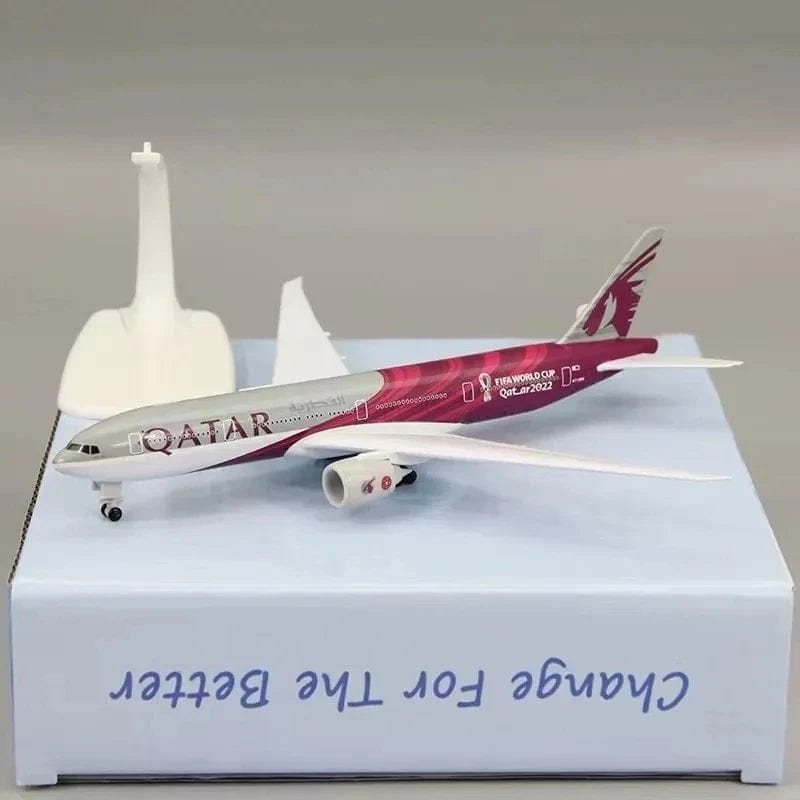 QATAR B777 - 20cm - 7in - Metal