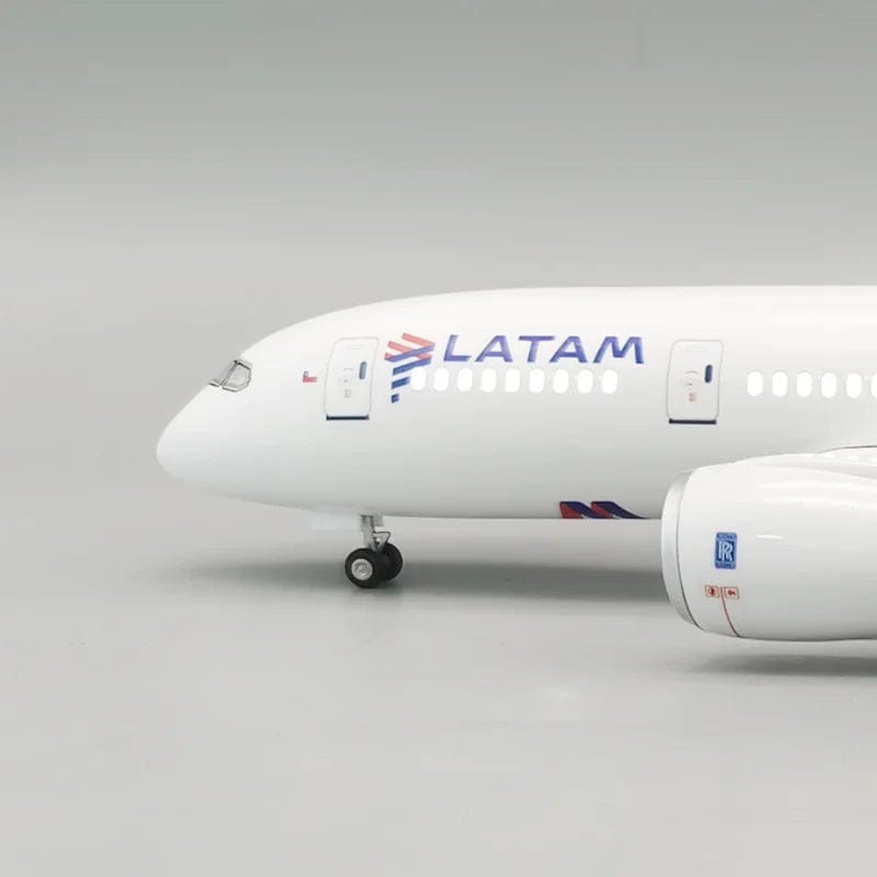 B787 LATAM - Scale 1/130 - 43cm - 16.9 in - Airplane Model