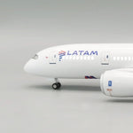 Boeing 787 LATAM | Escala 1:130 | 43 cm / 16,9" - Thumbnail 17