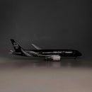 B787 Air New Zealand - Scale 1/130 - 43cm - 16.9 in