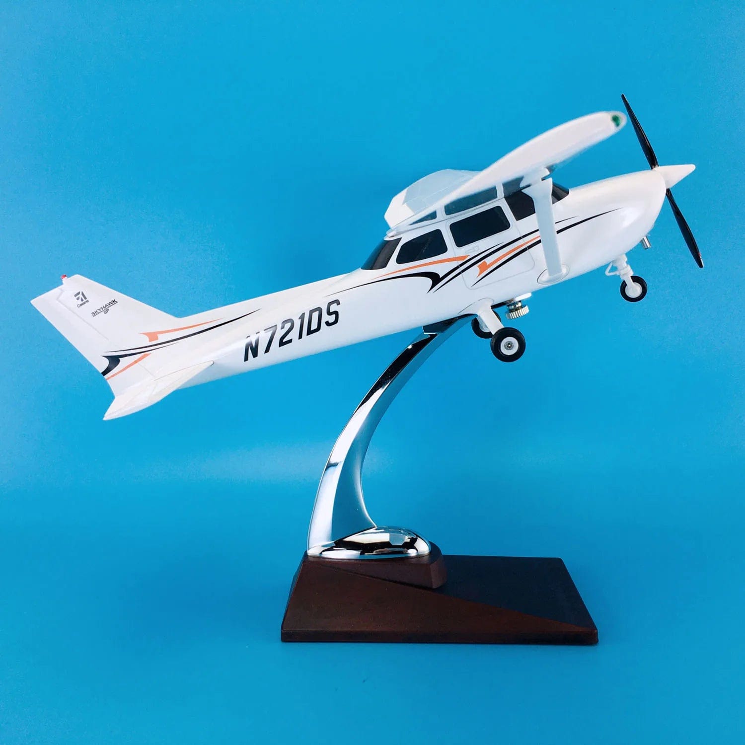 Cessna 172 - Escala 1:30 - 28cm - 11in