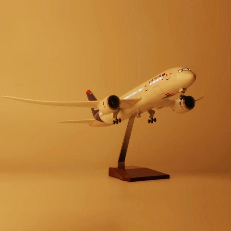 Boeing 787 LATAM | Escala 1:130 | 43 cm / 16,9" - Gallery 8