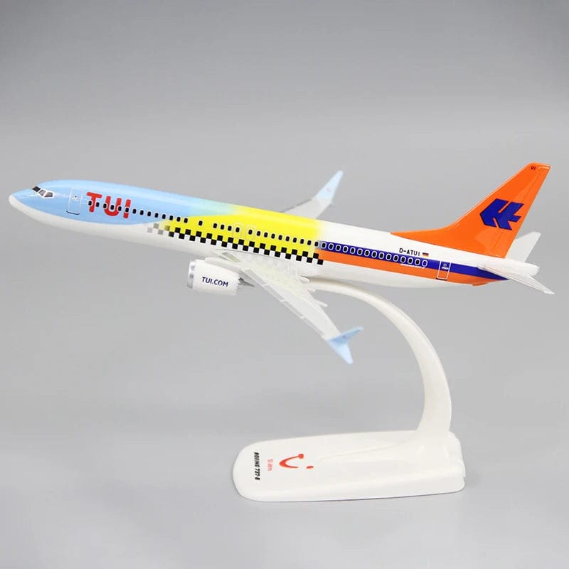 B737 MAX 8 TUI Airline - Scale 1:200