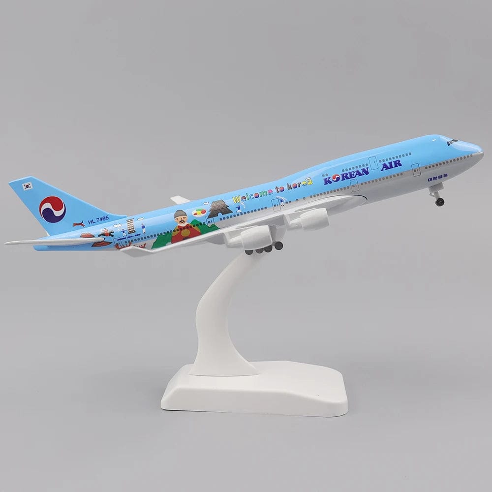 Coreano B747 - Escala 1:400 - 20cm - 7.8in