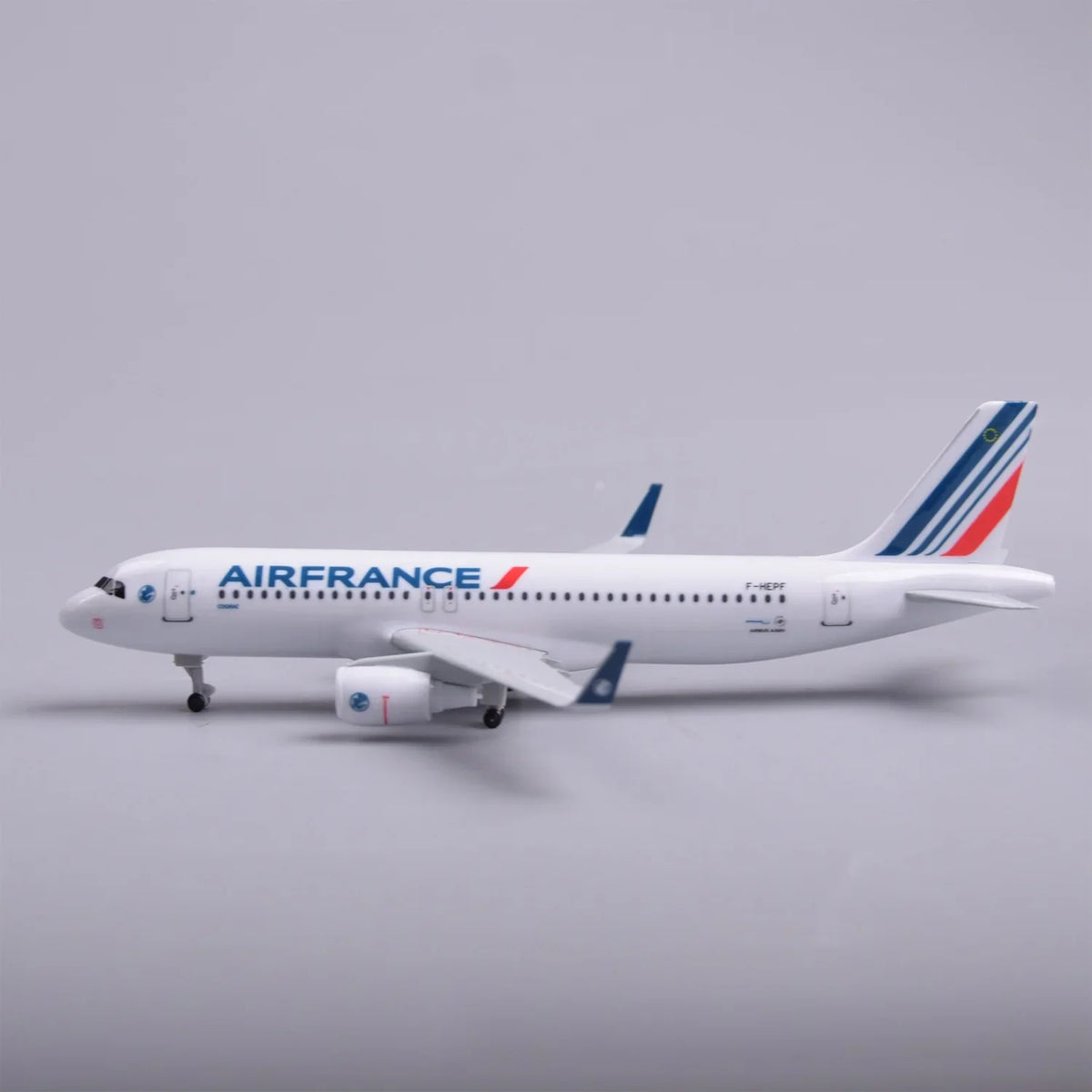 Side profile of the Air France A320 scale model with the tricolor tail