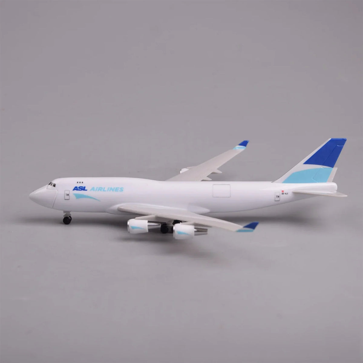 Side profile of the ASL Airlines 747-400 scale model in white and blue livery