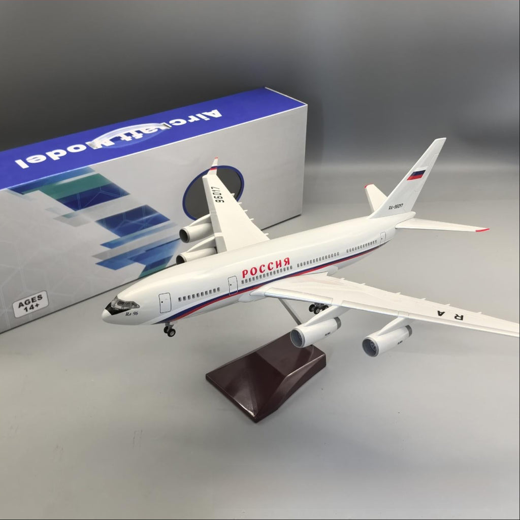 Russia Air Force One Ilyushin Il-96-300 1:120 – 46 cm / 18.1 in – LED Lights