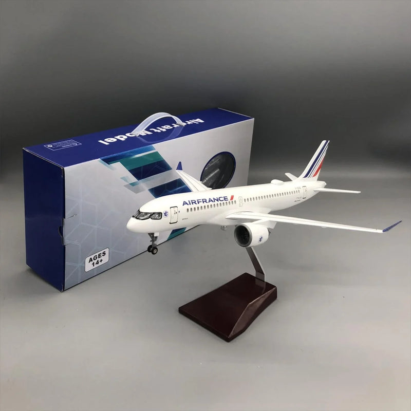 Air France Airbus A220-300 1:100 – 38 cm / 15.0 in – LED Lights - Image 8