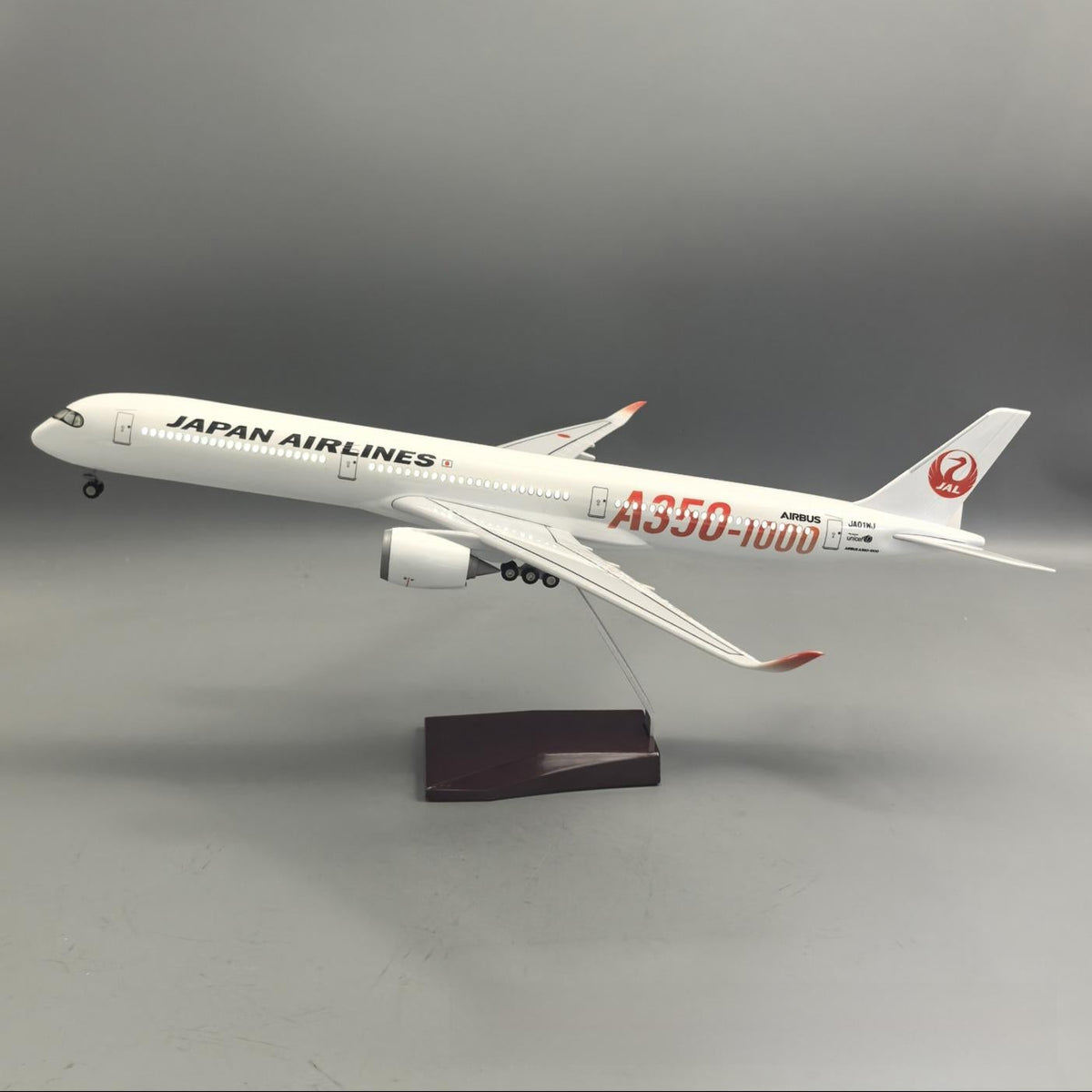 Japan Airlines Airbus A350-1000 Airplane Model — 1:157 Scale | 47cm / 18.5"