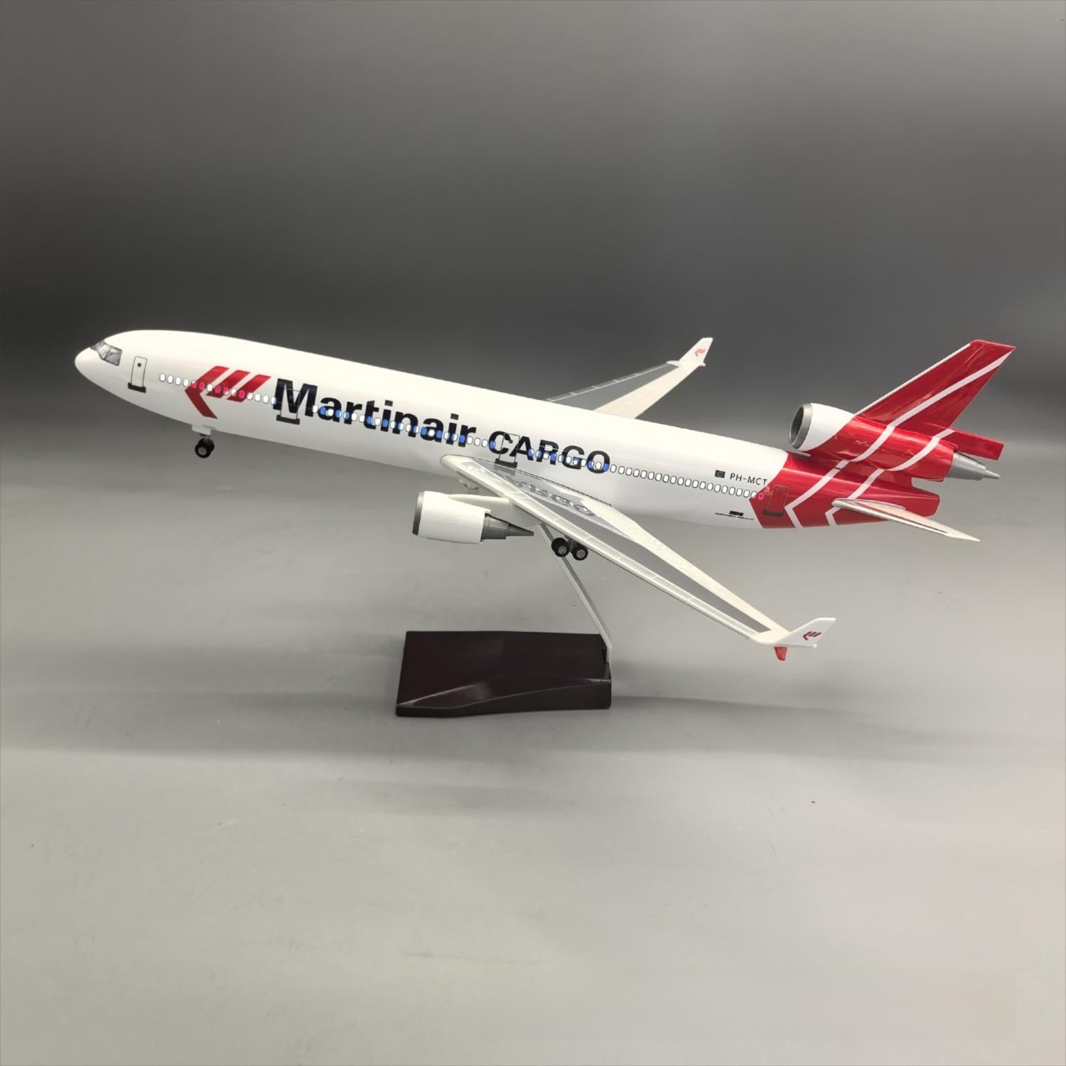 Martinair Cargo MD-11F 1:130 – 47 cm / 18.5 in – LED Lights