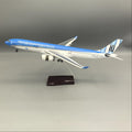 Aerolíneas Argentinas Airbus A330-200 "Messi No. 10 World Cup" – 47 cm / 18.5 in – Voice-Activated LED Display Model