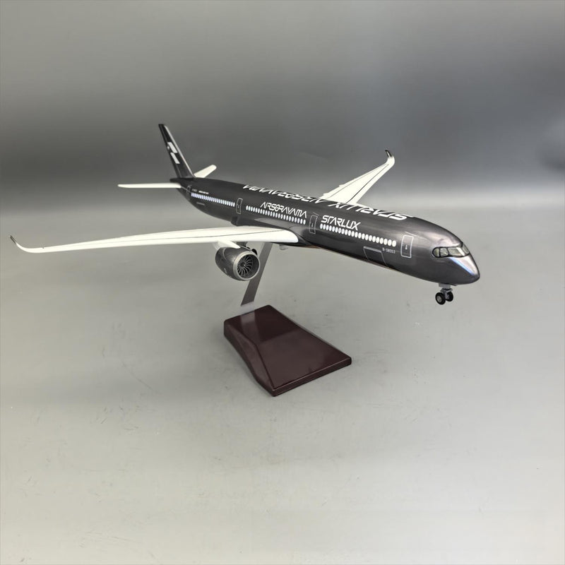 STARLUX Airlines Airbus A350-1000 "Empty Mountain Silver" Airplane Model — 1:157 Scale | 47cm / 18.5" - Image 6