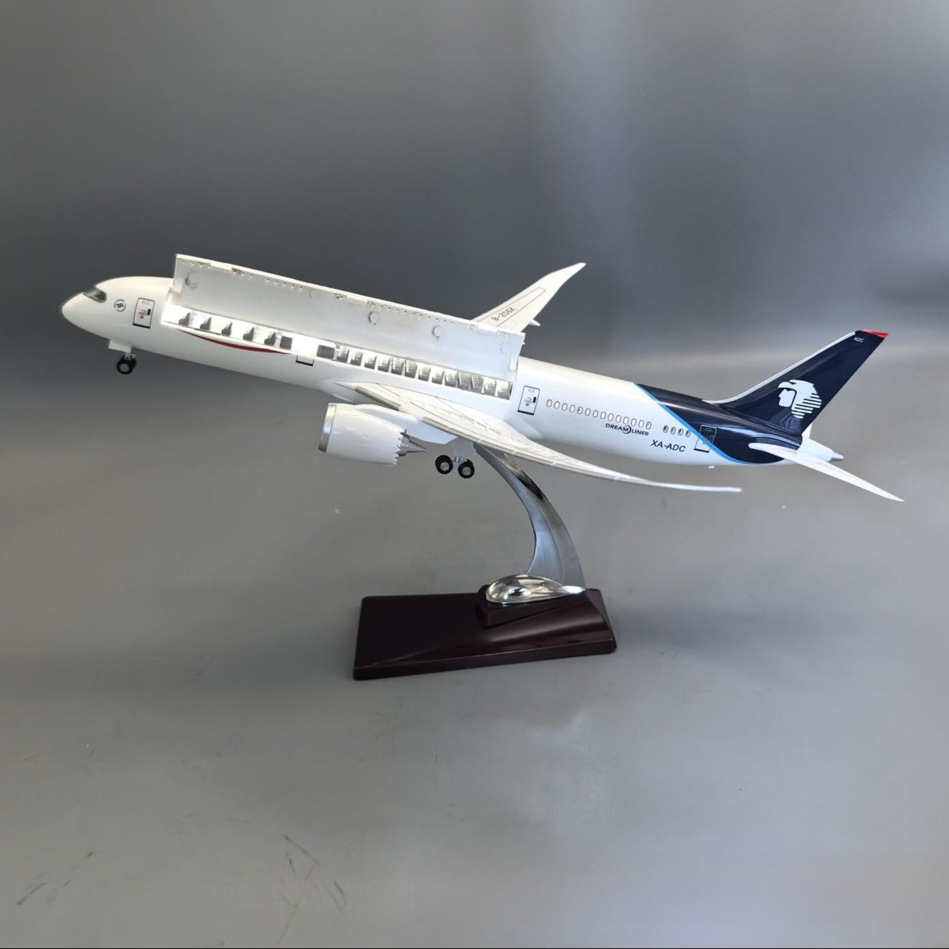 Aeroméxico Boeing 787-9 Dreamliner – 42 cm / 16.5 in – Opening Cabin Interior - Gallery 5