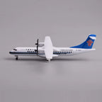 Side profile of the China Southern ATR 72-600 model with landing gear down