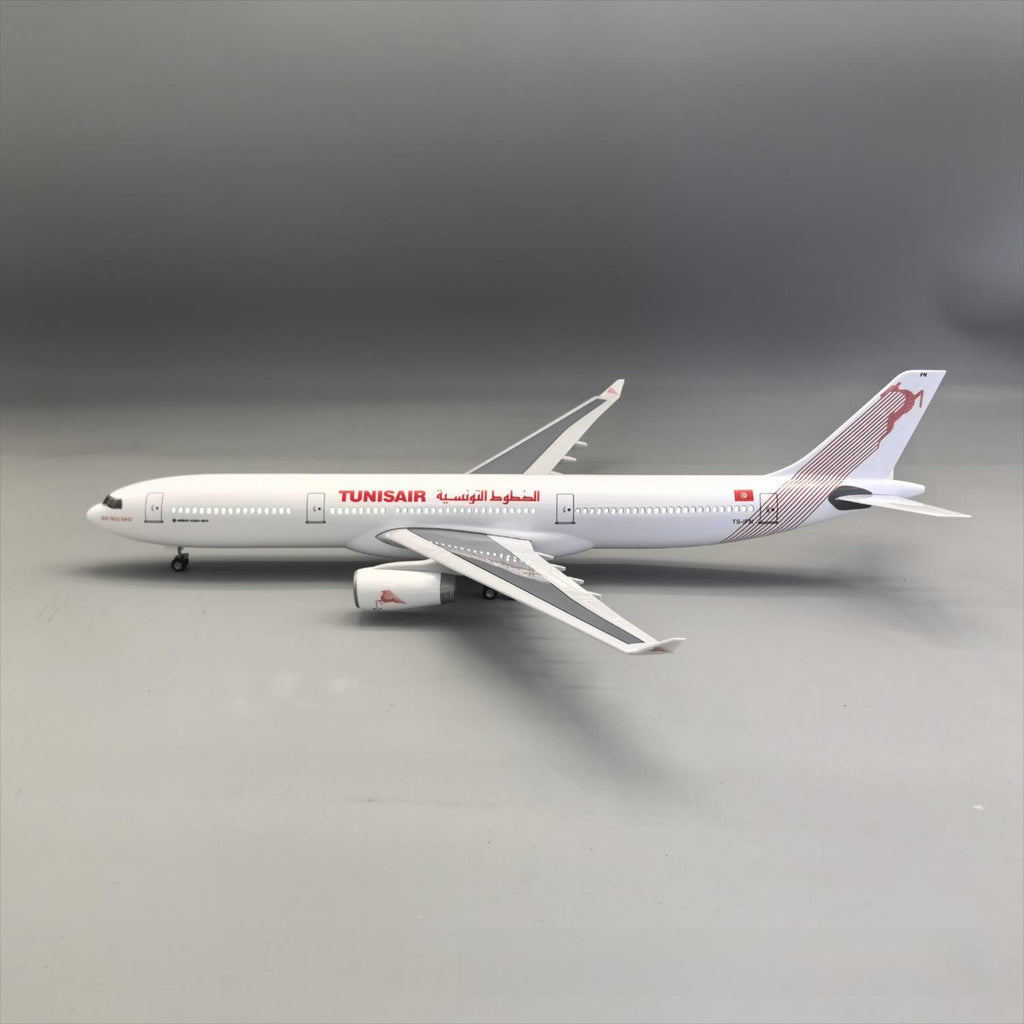 Tunisair Airbus A330 – 47 cm / 18.5 in – Voice-Activated LED Lights