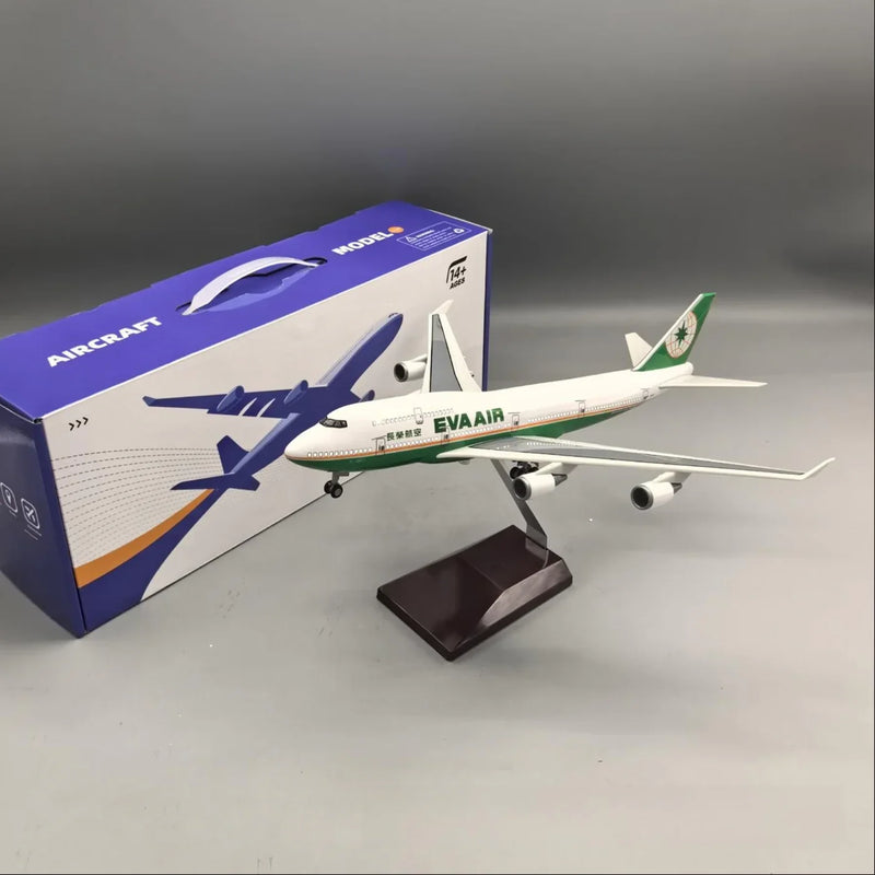EVA Air Boeing 747-400 1:190 – 37 cm / 14,6 in – Luces LED - Image 6