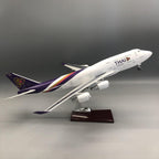 Thai Airways Boeing 747-400 1:150 – 47 cm / 18.5 in – Interior de cabina con apertura y luces LED