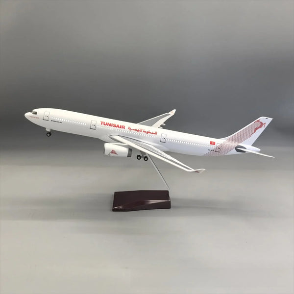 Tunisair Airbus A330 – 47 cm / 18.5 in – Luces LED activadas por voz