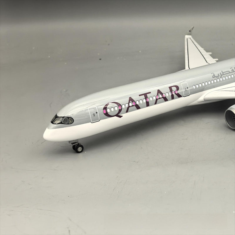 Qatar Airways Airbus A350-1000 Airplane Model — 1:157 Scale | 47cm / 18.5" - Image 6